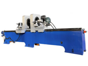 Automatic roller double end holes lathe